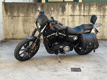 HARLEY 883 IRON 2017