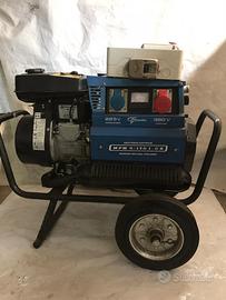 Motosaldatrice portatile con generatore