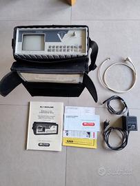 misuratore di campo e analizzatore di spettro.