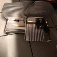 Affettatrice in inox lama da 20