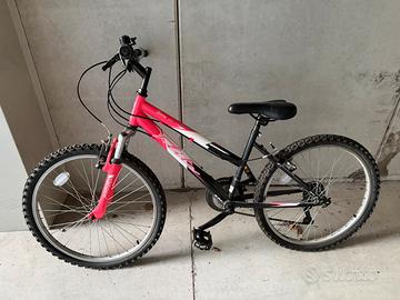 Bicicletta mountain bike mai usata 24”