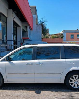 Chrysler Voyager 2.8 crd cambio rotto
