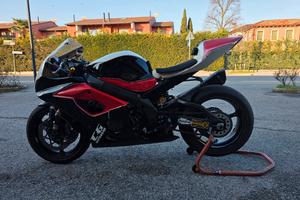 SUZUKI GSXR 1000 R 
