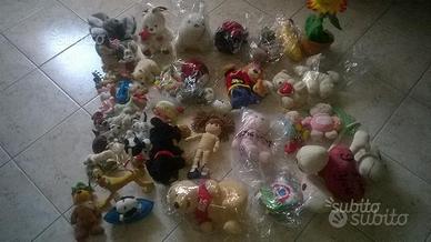 PUPAZZI e PELUCHES Vari
