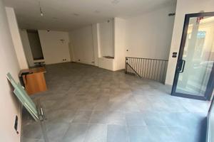 Negozio ristrutturato centro storico Asti