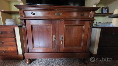 credenza anni 900