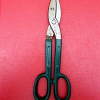 Cesoia per lattonieri con manici in gomma