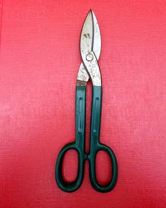 Cesoia per lattonieri con manici in gomma