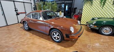 Porsche 911 2.7 Book Italia ASI oro Conservatissim