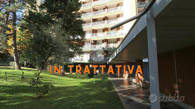 4 LOCALI A RHO