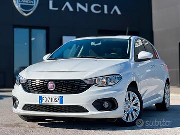 Fiat Tipo 1.6 Mjt S&S 5 porte Easy