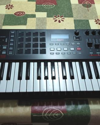 Tastiera AKAI MPK 249