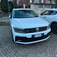 Volkswagen Tiguan 2.0 tsi 4motion dsg R Line