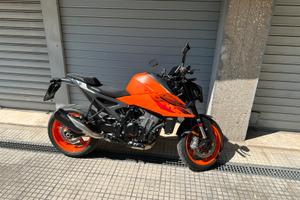 Ktm 990 duke full