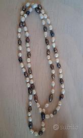 Collana lunga con perle di fiume barocche bianche 