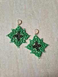 Orecchini al chiacchierino