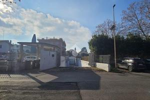 MAGAZZINO A CIAMPINO