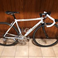Bicletta da corsa Bianchi “celeste puro”