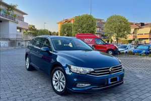VOLKSWAGEN PASSAT 2.0 TDI 150 CAVALLI DSG 2022
