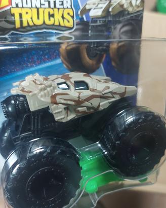 Monster Trucks Batman