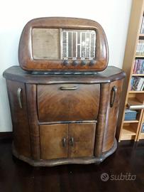 MOBILE BAR CON GRAMMOFONO E RADIO