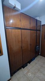 Armadio 5 ante, divisione parte alta e parte bassa