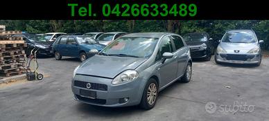 Ricambi usati FIAT PUNTO 1.3 MJ 16V- NO MOTORE