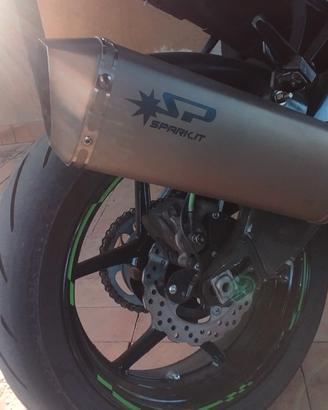scarico completo Akrapovic