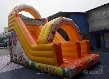 Scivolo Gonfiabile per bambini gigante in pvc