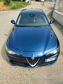 Alfa Romeo Giulia 2.2 t AT8 Super 150cv
