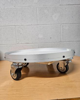 pedana con ruote per contenitori olio