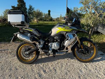 VOGE 900 DSX pari al nuovo