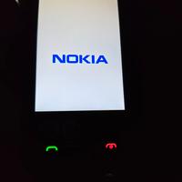 Nokia C6 con tastiera fisica