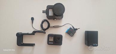 gopro 8 Black + unità multimediale +... 