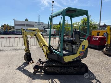 MINIESCAVATORE YANMAR SV15