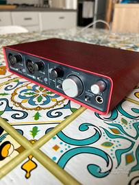 Focusrite Scarlett 2i4 - Interfaccia Audio USB