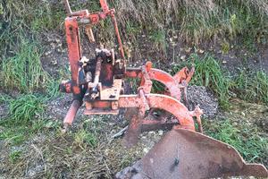 aratro e estirpatore