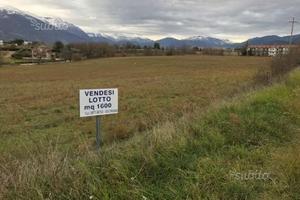 Terreno edificabile a Corfinio