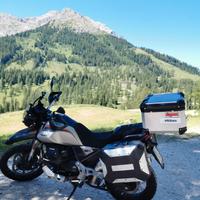 Moto Guzzi V85TT,travel 853cc anno 2024,E5