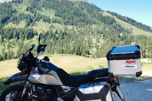 Moto Guzzi V85TT,travel 853cc anno 2024,E5