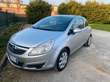Opel corsa 1.3 eco flex
