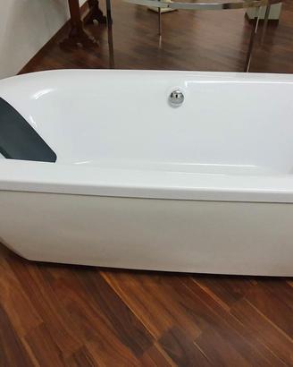 Vasca freestanding centro stanza nuova