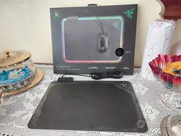 Razer Firefly V2 gaming mouse pad