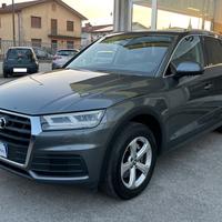 Audi Q5 40 TDI quattro S tronic Business Sport