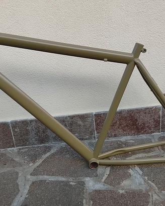 Telaio bici taglia 56