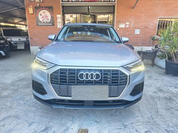 Audi Q3 45 FSI STRONIC ELETTRICA/BENZINA 245CV