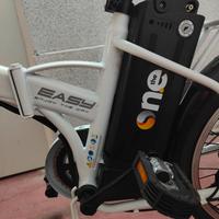 bici pedalata assistita pieghevole theone