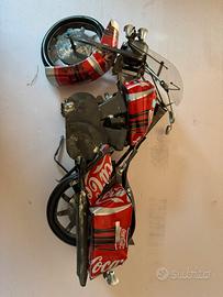 Modellino Harley Davidson con lattine Coca Cola