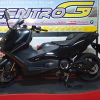 Yamaha TMAX 560 TECH Nuovo da 134 Euro al mese