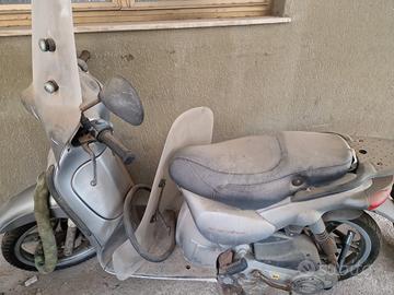 Aprilia Scarabeo 50 solo per pezzi